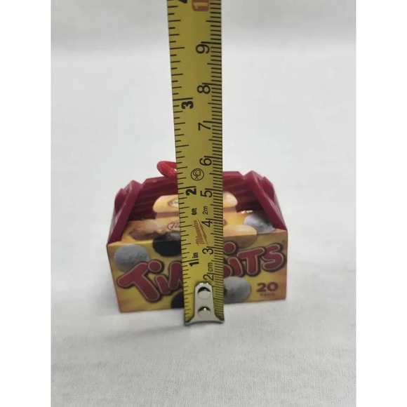 Tim Horton's Collectable Timbits Box 2014 Canada Ornament - Picture 3 of 4